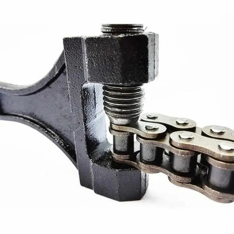Chain Dismantling and Pin Riveting-2